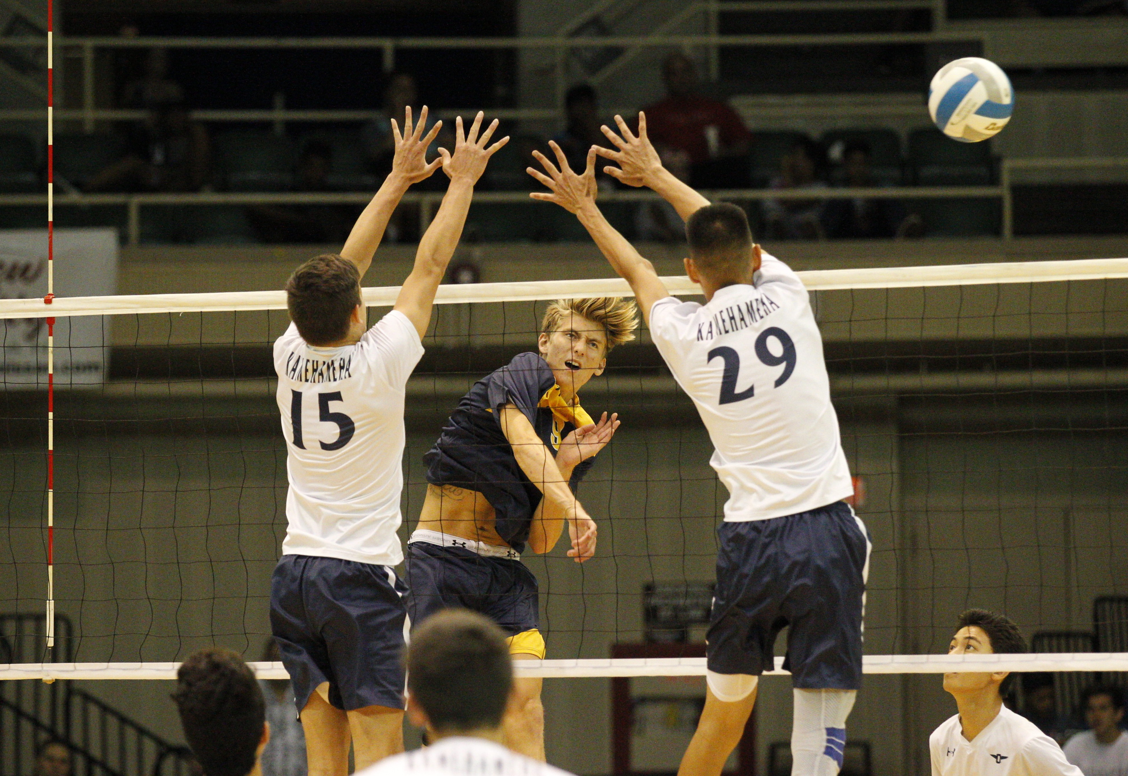 Kamehameha vs. Punahou, HHSAA boys volleyball championship