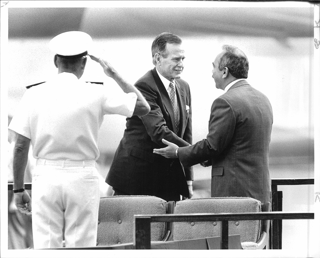 Remembering George Hw Bush In Hawaii 8575