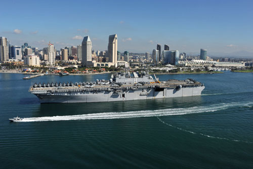 Newest Navy assault ship USS Makin Island visits Hawaii | Honolulu Star ...