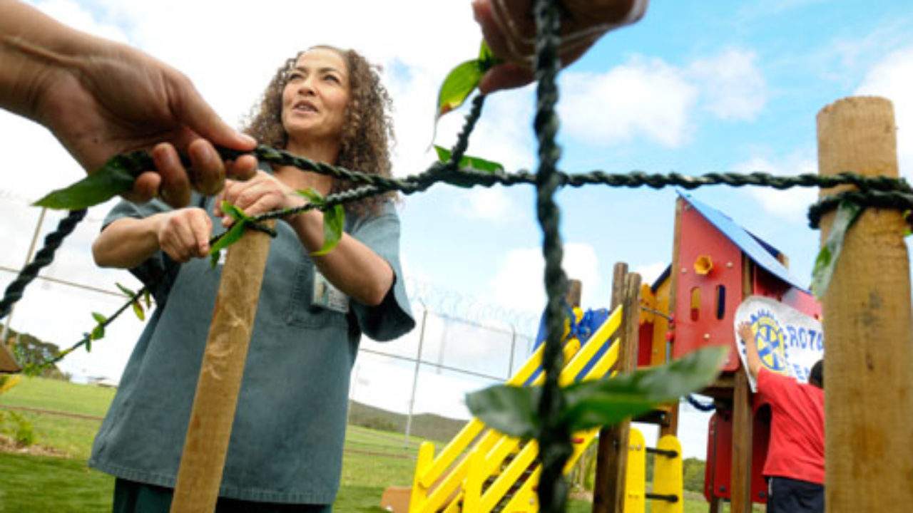 Prison Gets Playground For Kids Visits Honolulu Star Advertiser