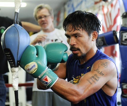 manny pacquiao winning gloves