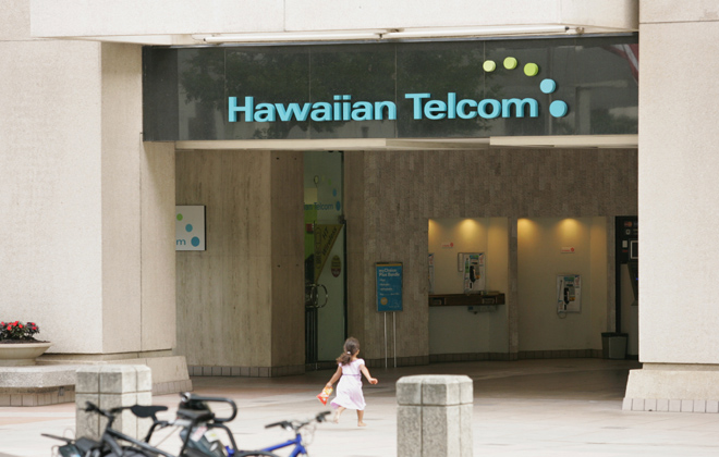 Hawaiian Telcom Service Disrupted By Broken Pipe | Honolulu Star-Advertiser