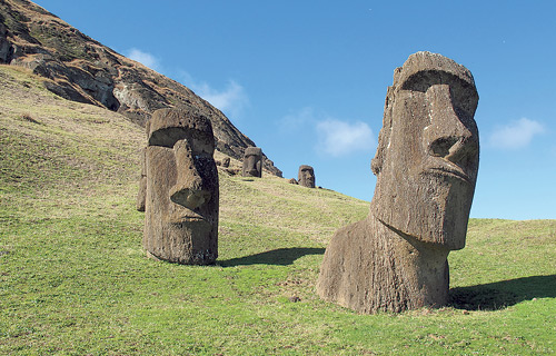 Land of the moai guards its mystery | Honolulu Star-Advertiser