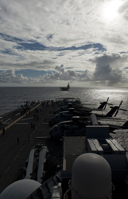 RIMPAC ships steam in formation off Hawaii | Honolulu Star-Advertiser