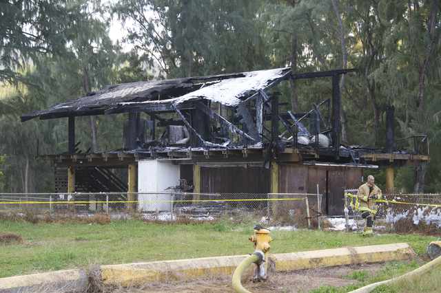 Firefighters maintaining beach house fire was set on purpose | Honolulu ...