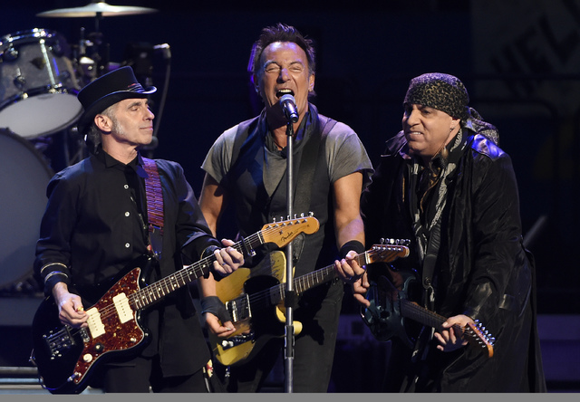 Springsteen cancels show because of North Carolina law | Honolulu Star ...