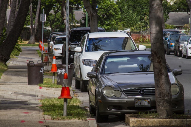 reactions-mixed-to-waikiki-parking-proposal