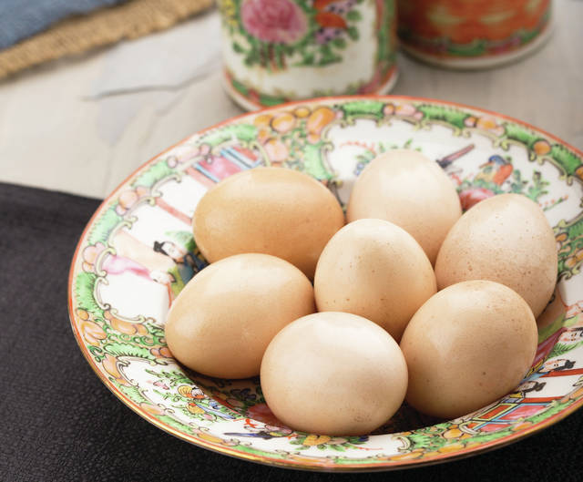 preserved-duck-eggs-310g-weee