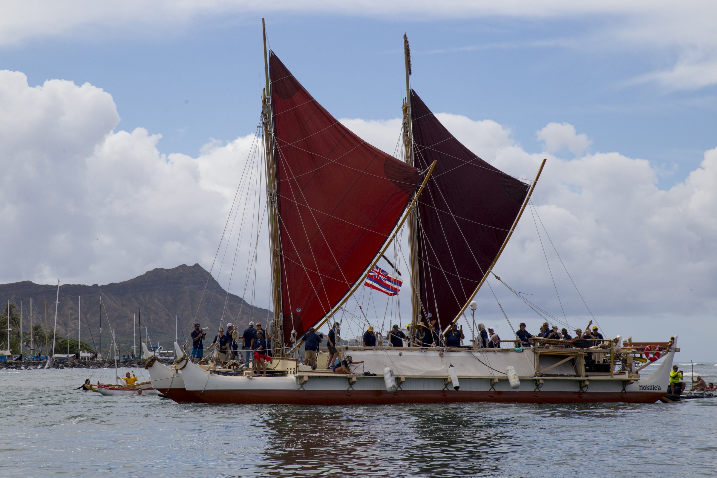 Part 1: Hokuleʻa's homecoming | Honolulu Star-Advertiser