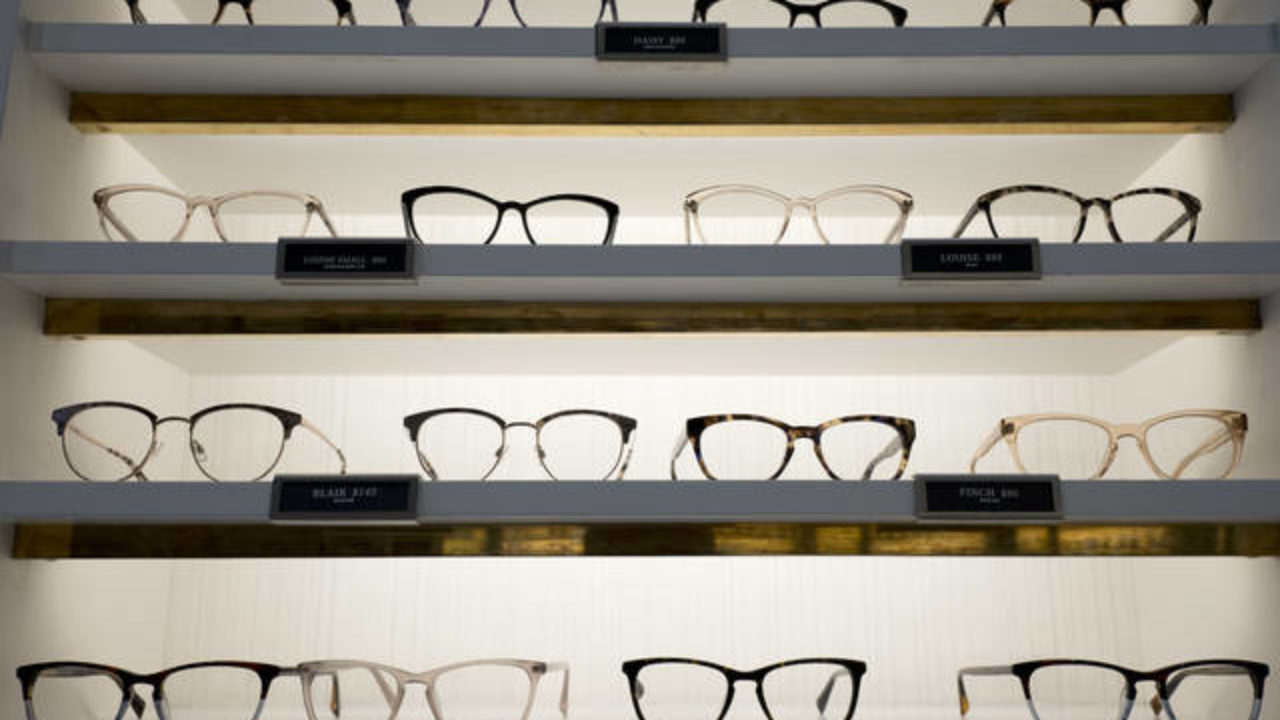 glasses retailers