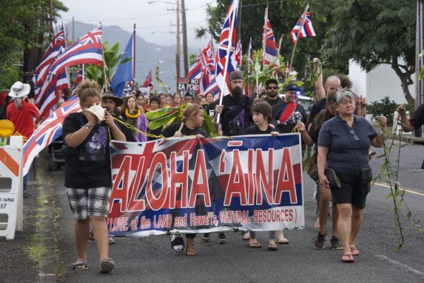 Thousands March To Mark The Overthrow Of The Hawaiian Monarchy ...