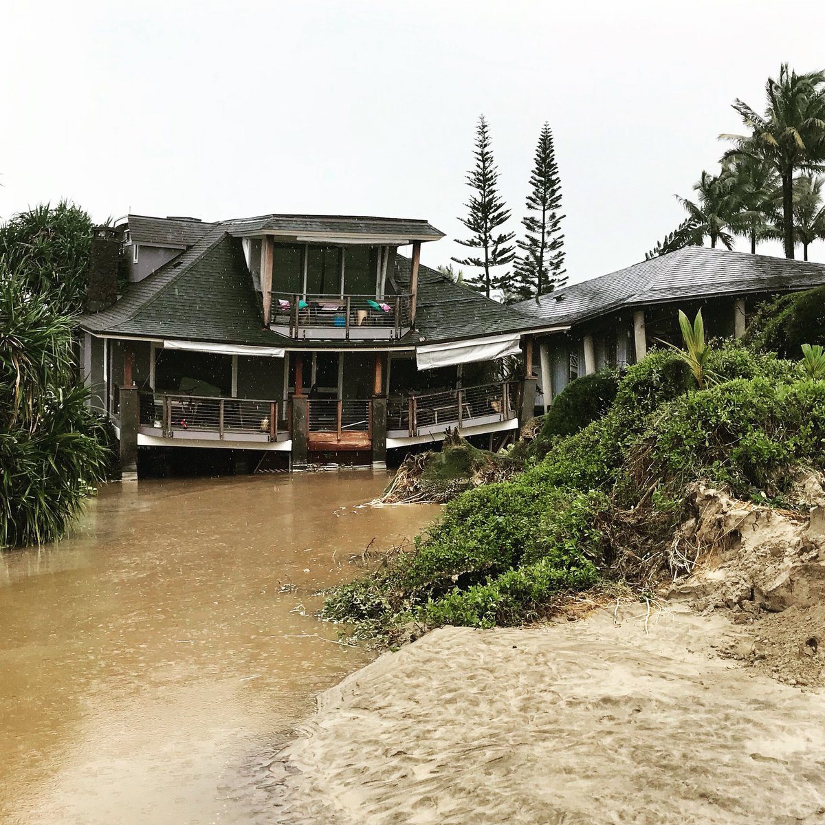 Photos from the aftermath of Kauai flooding Honolulu StarAdvertiser