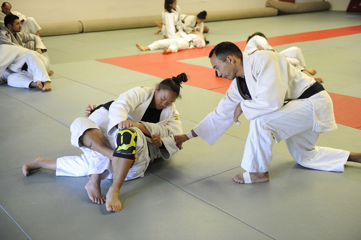 Judoka gather at the Tenri Cultural Center Honolulu StarAdvertiser