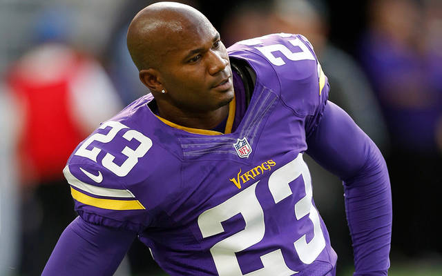 Vikings Re Sign Terence Newman Nfls Oldest Defensive