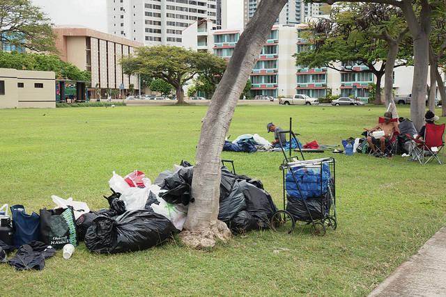 Number of homeless drops on Oahu | Honolulu Star-Advertiser