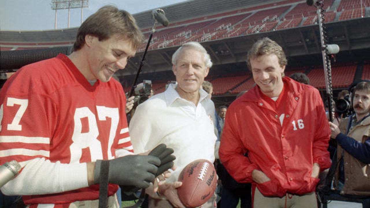 Former 49ers coach Bill Walsh dies