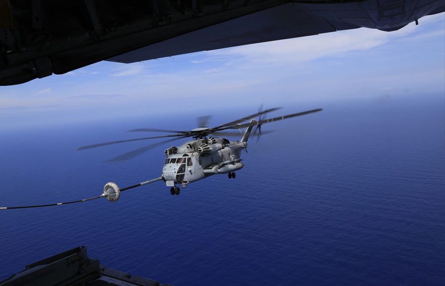 Rimpac: Marine Corps Kc-130j Refuels 2 Super Stallion Helicopters In 