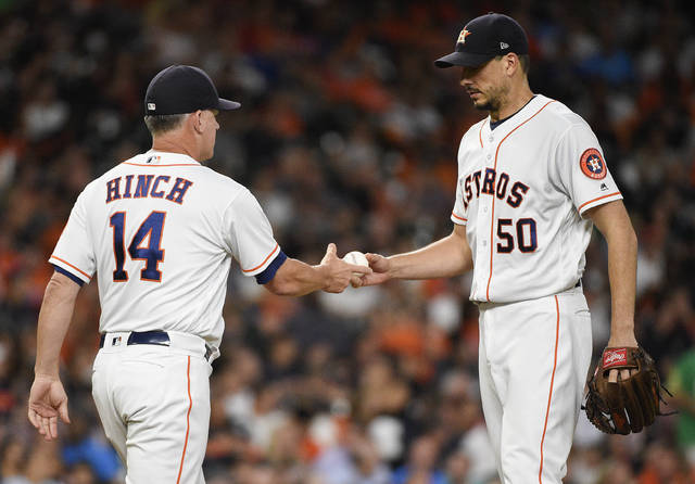 Astros extend manager A.J. Hinch's contract through 2022