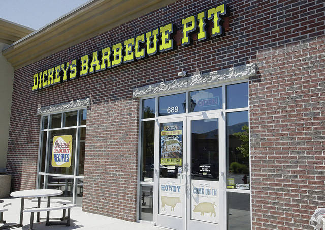 Dickey’s Barbecue Pit To Open First Hawaii Location In Kapolei ...