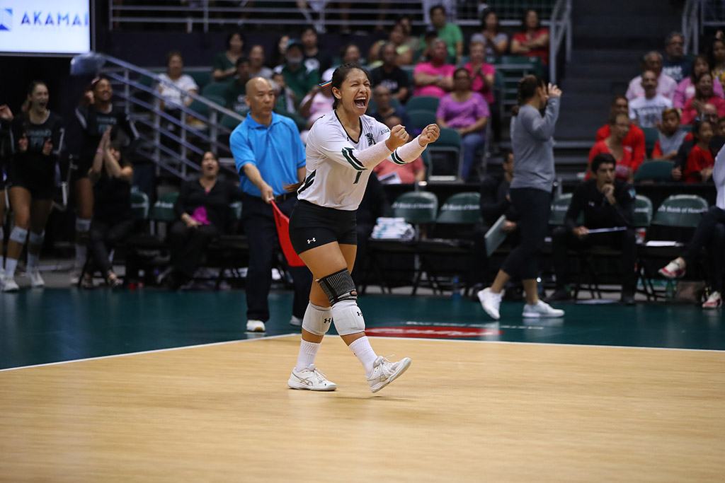 UH Volleyball: Wahine down CSUN in 4 sets