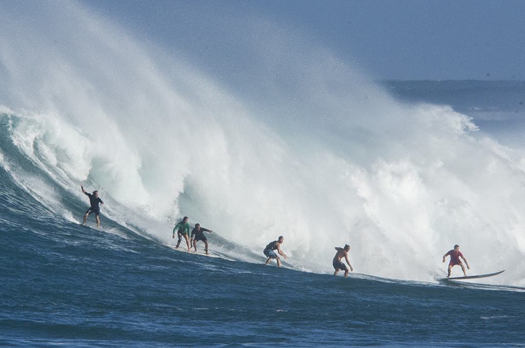 Big waves at Waimea Bay attract surfers and onlookers Honolulu Star