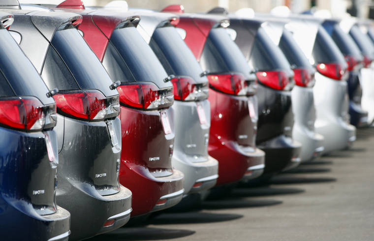 Fiat Chrysler Recalls Over 208k Minivans Due To Stalling Engines