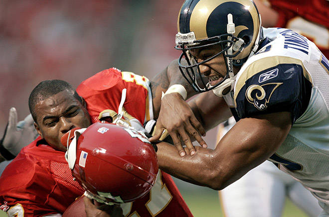 Ex Rams Linebacker Pisa Tinoisamoa To Visit Hawaii Schools