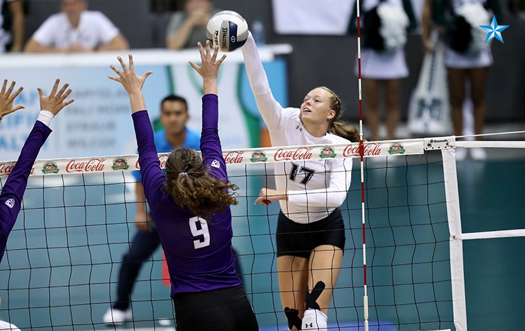 Hawaii Women’s Volleyball Vs. Washington | Honolulu Star-Advertiser