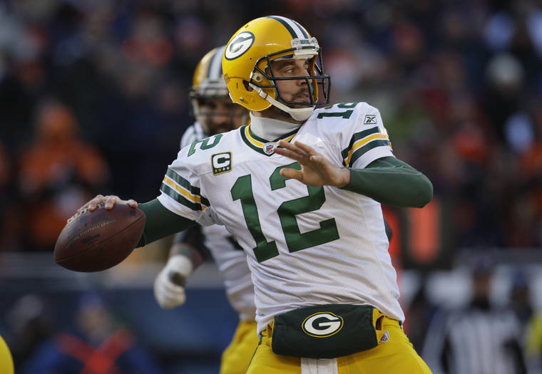 green-bay-packers-quarterback-aaron-rodgers-donates-354-new-helmets-to