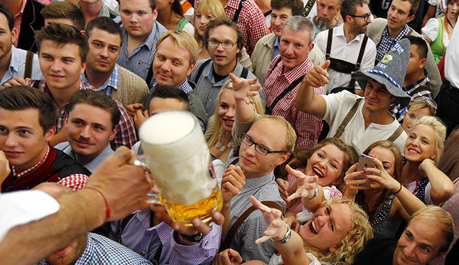 Crafty move: German spies take foreign agents to Oktoberfest | Honolulu ...