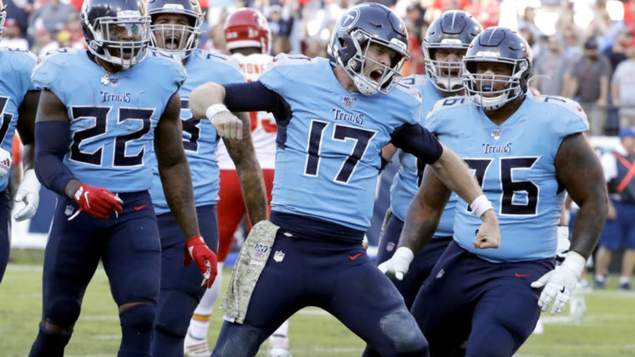 Now 3-1 as starter, Tannehill gives Titans hope at their bye