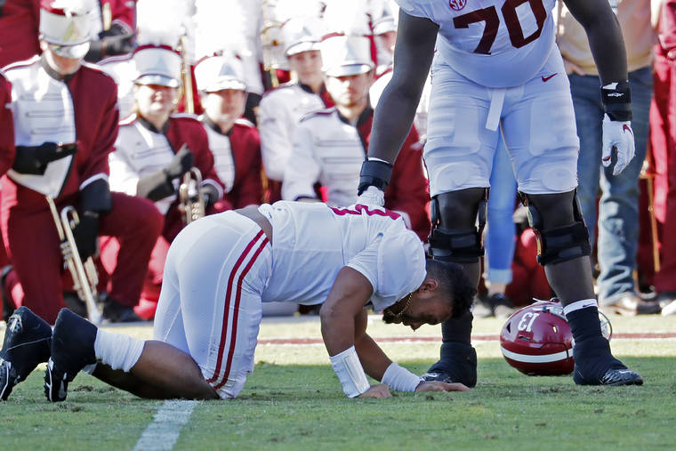 Tua Tagovailoas Prognosis Excellent After Hip Surgery