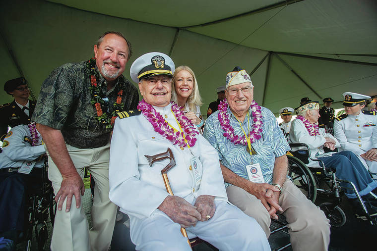 DENNIS ODA / DODA@STARADVERTISER.COM
                                Arizona survivor Lou Conter, center, attended the ceremony with his son, Jim Conter. left, and daughter Louann Daley. Seated next to Lou is Herbert Elfring.