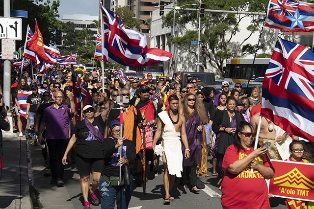 Demonstrators March On The 127th Anniversary Of The Hawaiian Kingdom's ...