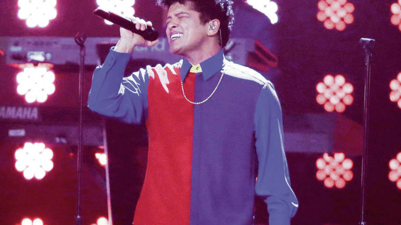 Show Biz Disney And Hawaii S Bruno Mars Team Up To Produce A Movie Musical Honolulu Star Advertiser