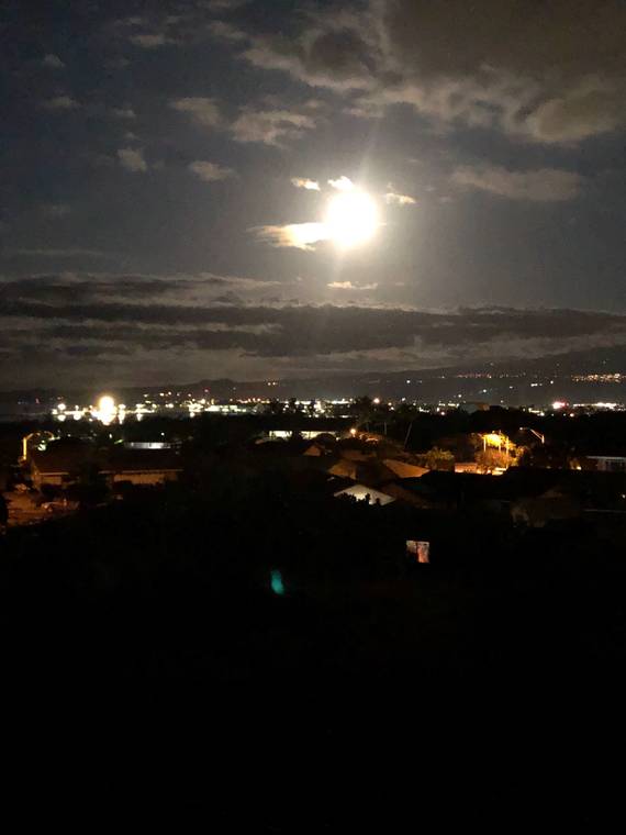 Super, ‘Pink’ or ‘Paschal’ moon makes appearance over Hawaii tonight