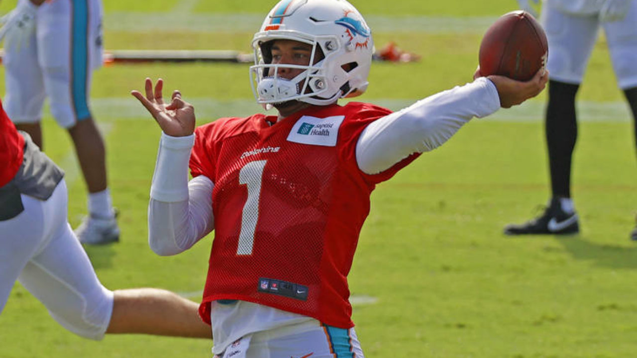 Tua Tagovailoa, Miami Dolphins take part in training camp crash