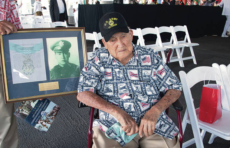 VIDEO: Defense Secretary Mark Esper And A Dozen World War II Veterans ...