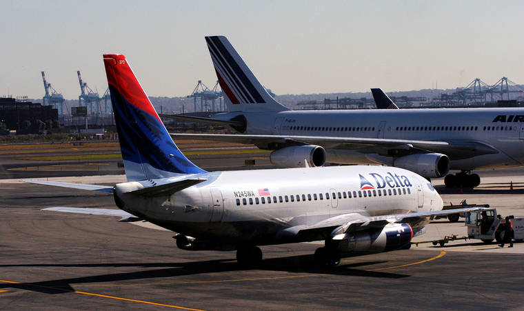 Delta Borrows $9b In Largest Airline Debt Sale Ever 