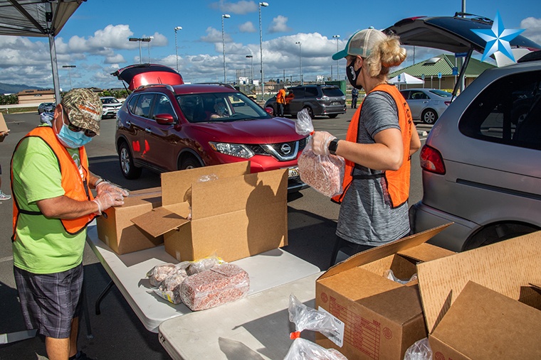 Hawaii Foodbank hosts food distribution drive in Ewa Beach | Honolulu ...