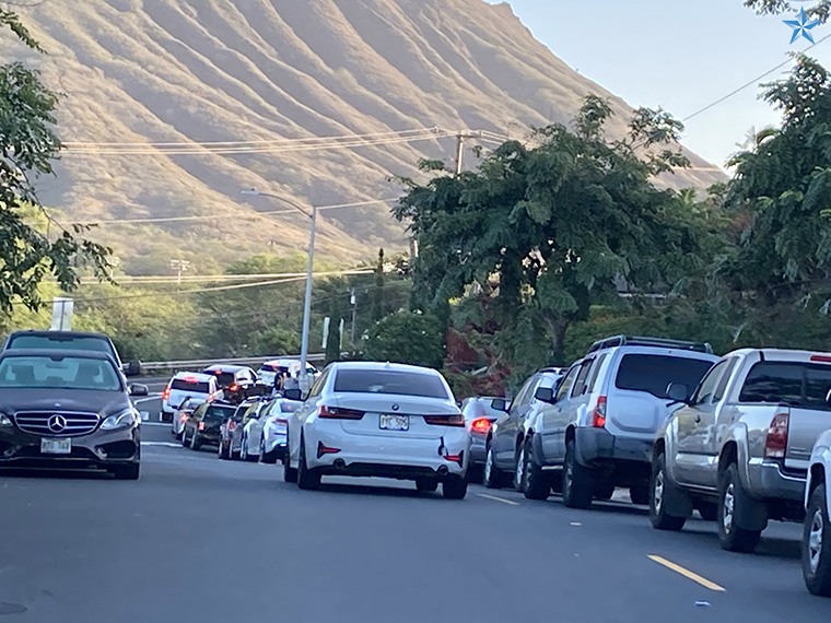 Residents complain of Hanauma Bay neighborhood parking overflow