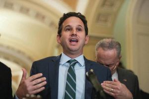 Sen. Brian Schatz's bill looks to boost emergency alerts