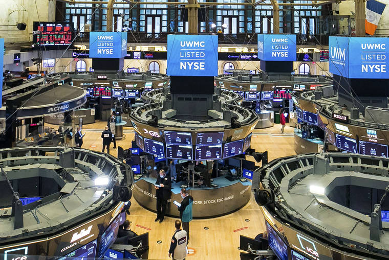 Mixed finish on Wall Street as worldwide rally takes a pause | Honolulu ...