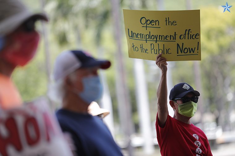 Hawaii Workers Rally At The State Capitol To Protest Unprocessed Unemployment Claims Honolulu Star Advertiser