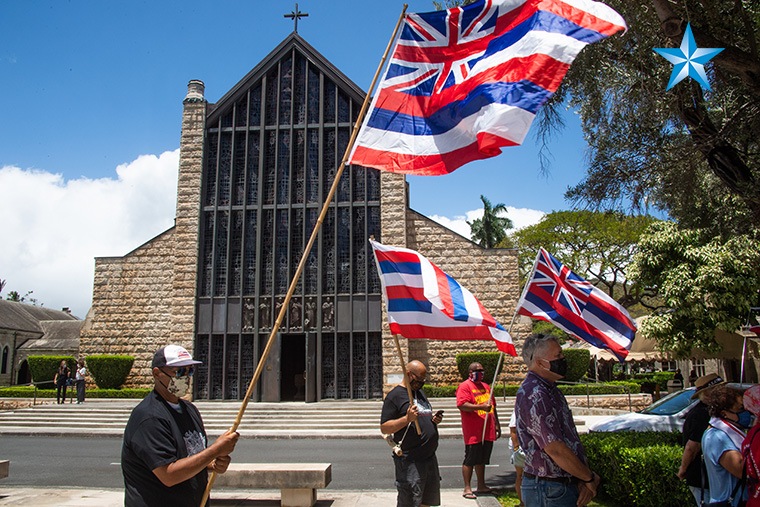 Demonstrators Urge Gov David Ige To Veto Public Land Lease Extension Legislation Honolulu 4667