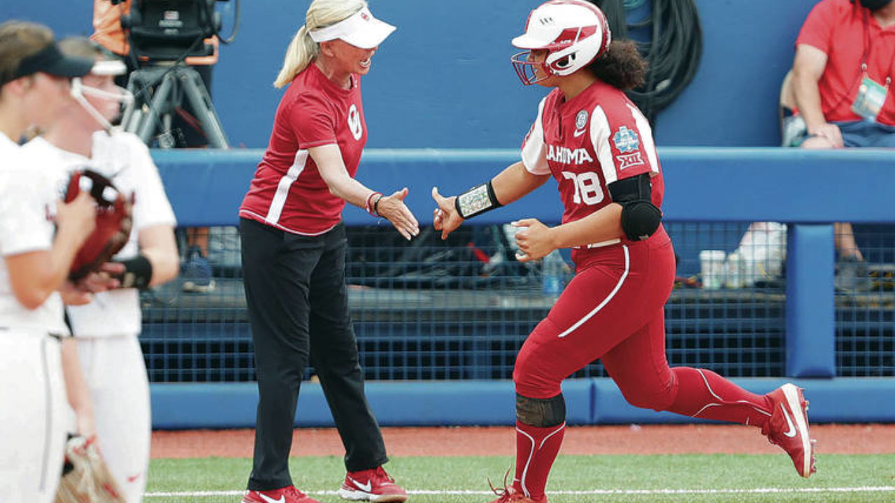 Dave Reardon Oklahoma Softball Star Jocelyn Alo Proves She Belongs On The U S Olympic Team Honolulu Star Advertiser