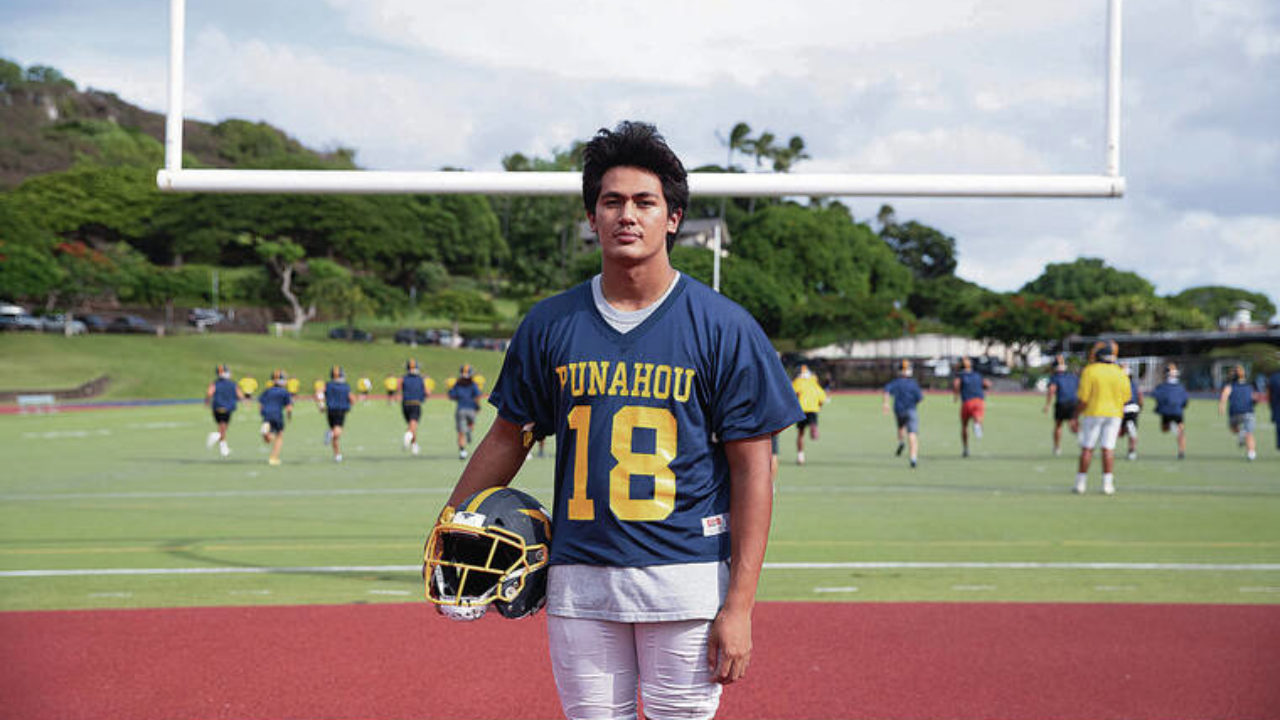 Punahou Football Team Plays in SoCal Honor Bowl - Punahou School