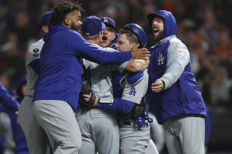 Dodgers Beat Giants 2-1 in Playoff Thriller, Advance to NLCS