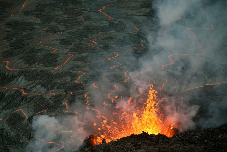 Hawaiian Volcano Observatory lowers Kilauea alert level as eruption ...