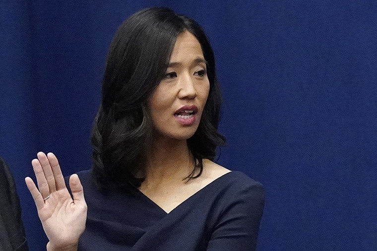 Michelle Wu sworn in as Boston’s first woman elected mayor | Honolulu ...